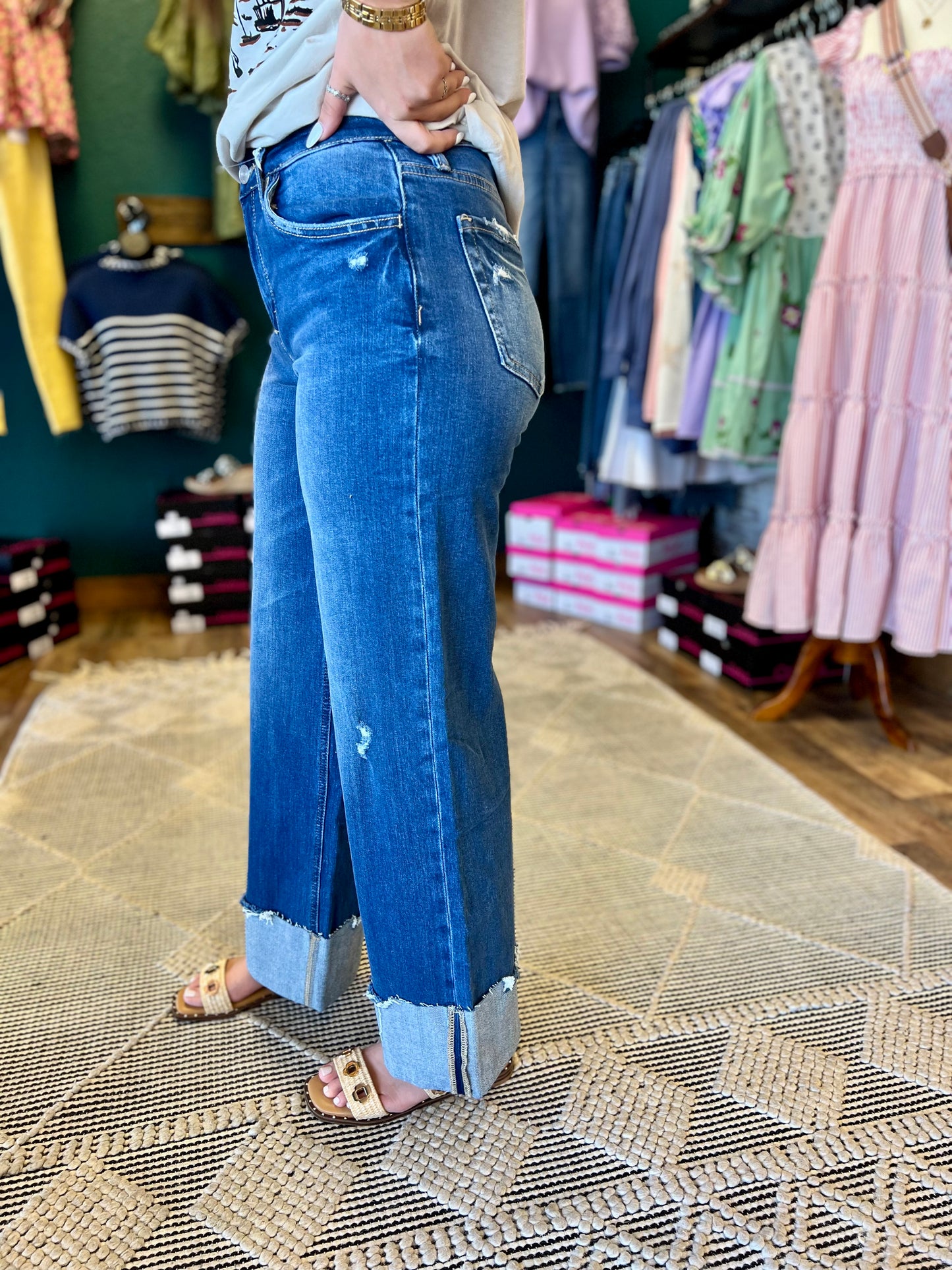 Baggy Wide Leg Cuffed Jean