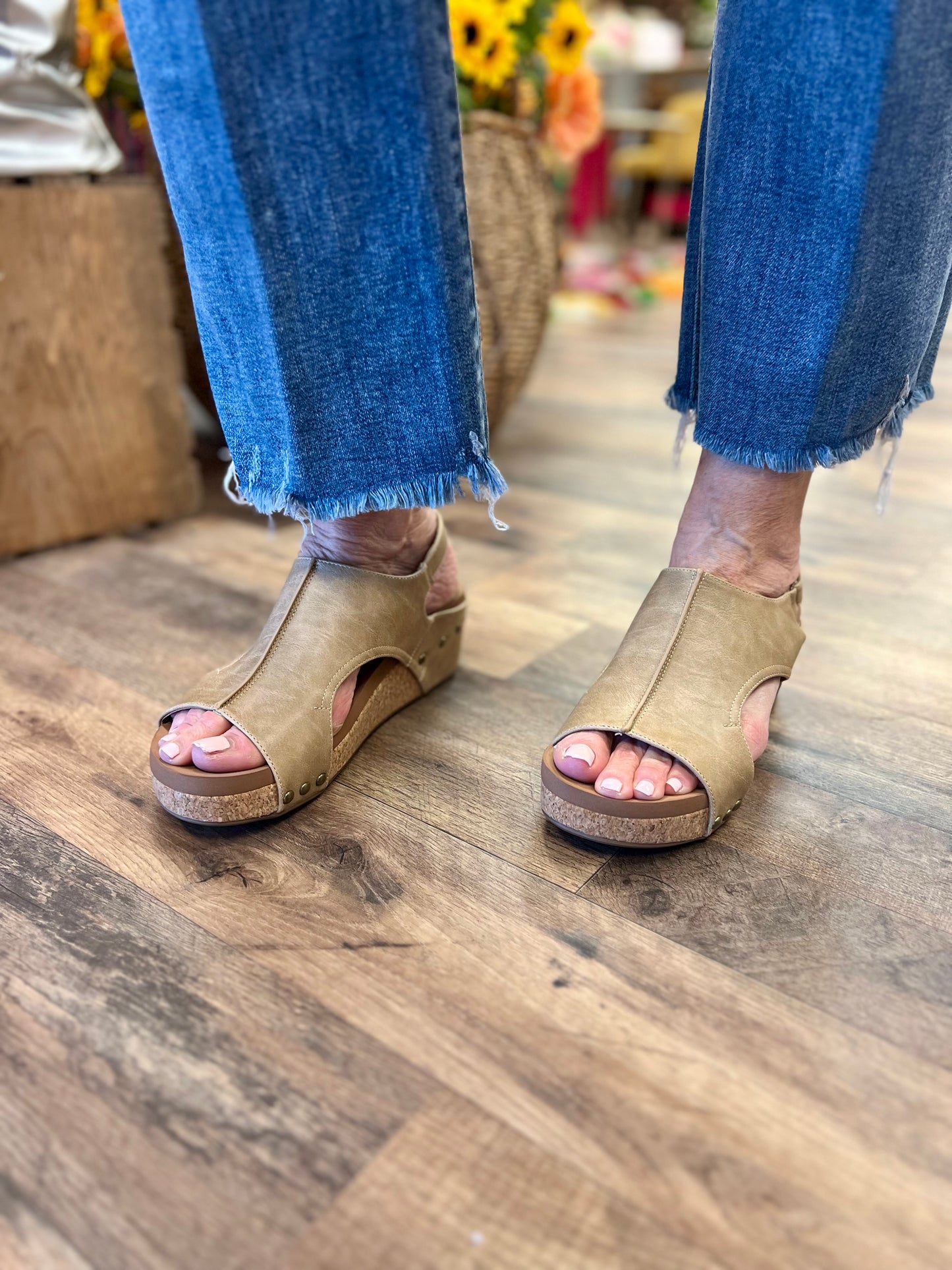 Taupe Wedge