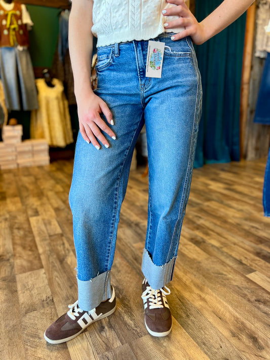 Lovervet High Rise Cuffed Slim Barrel