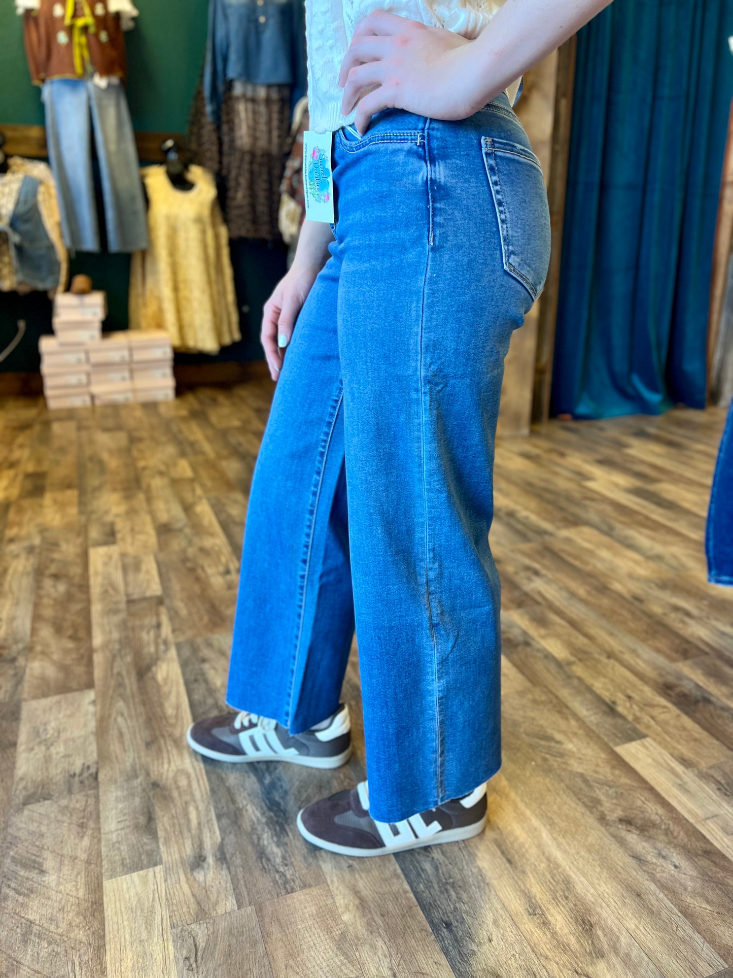 Vervet Super Soft Slim Wide