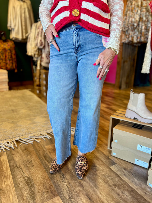 Risen Mid Rise Crop Wide Jean