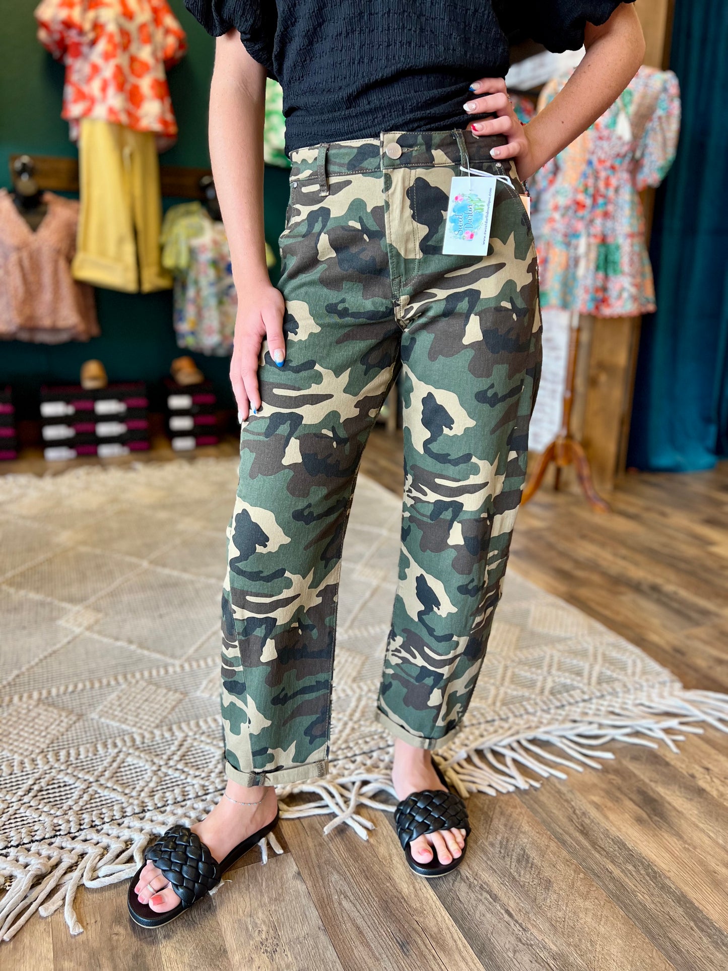 Camo High Rise Ankle Barrel Pant