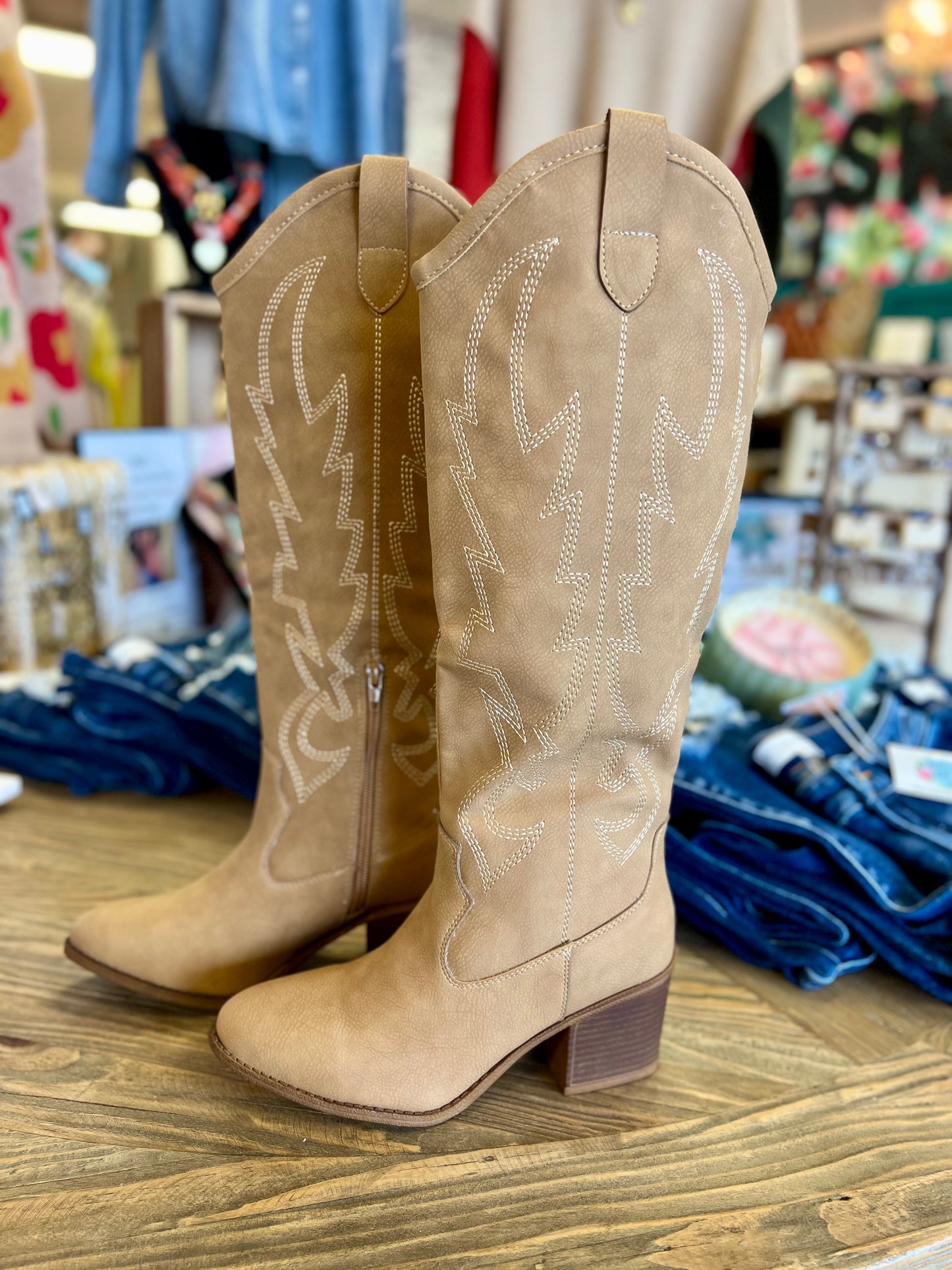 Dirty Laundry Upwind Boot