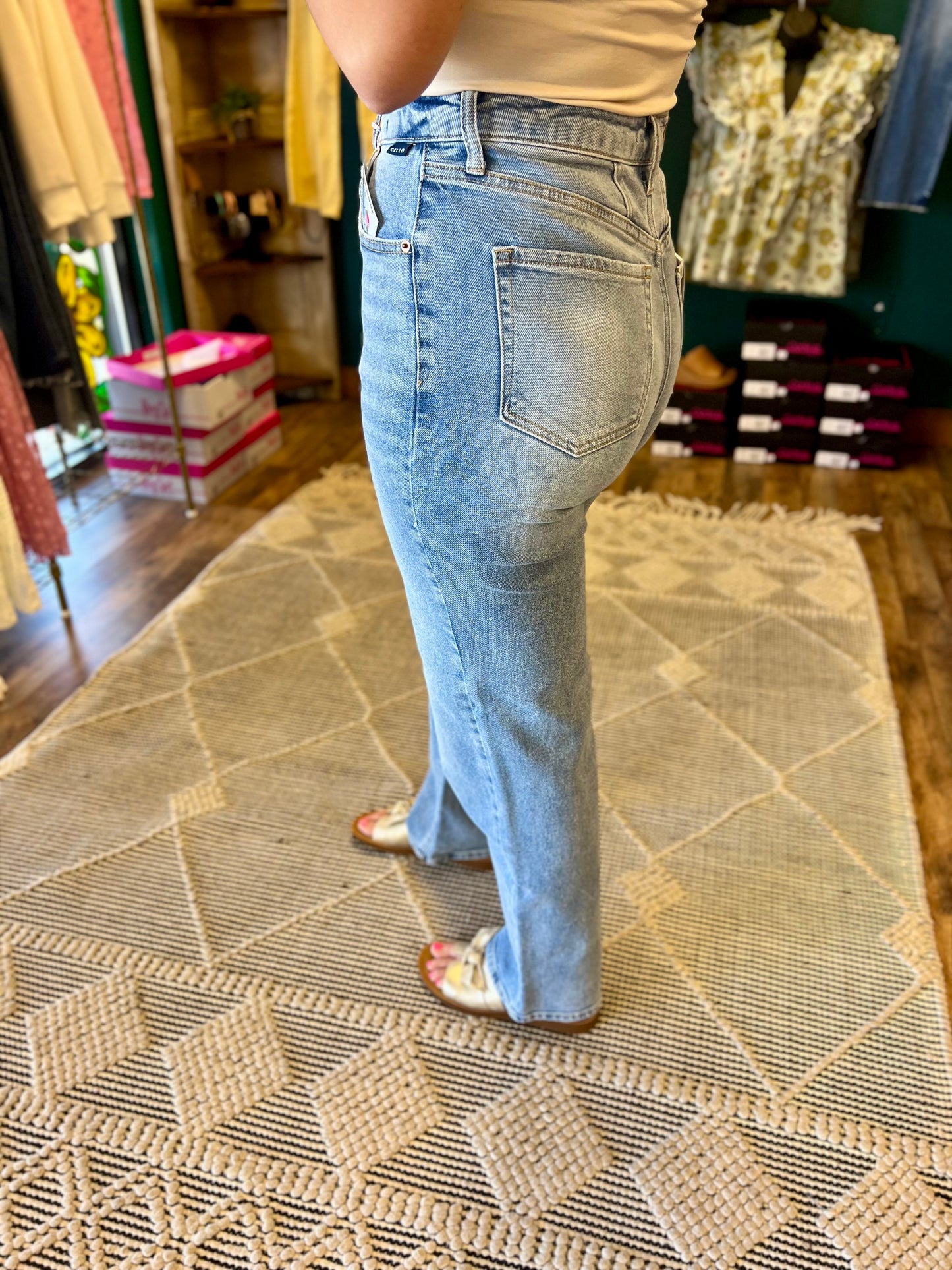 Super High Rise Dad Jean