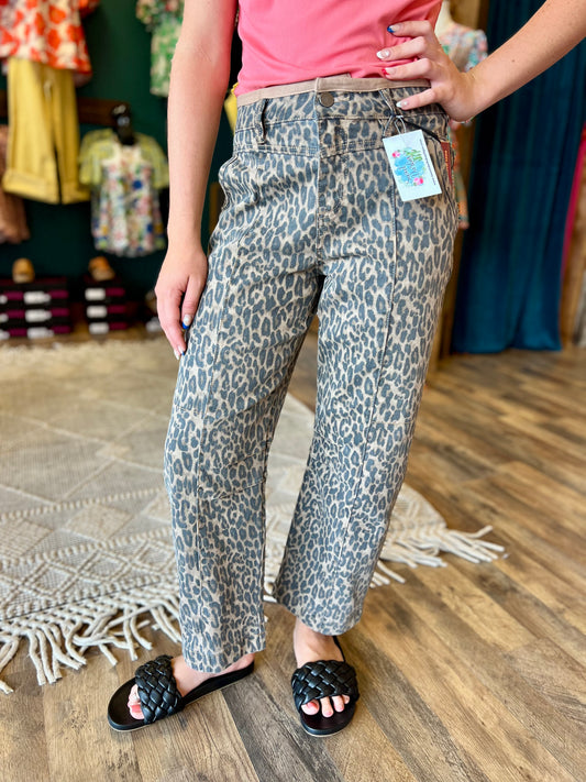 Leopard Mid Rise Relaxed Pant