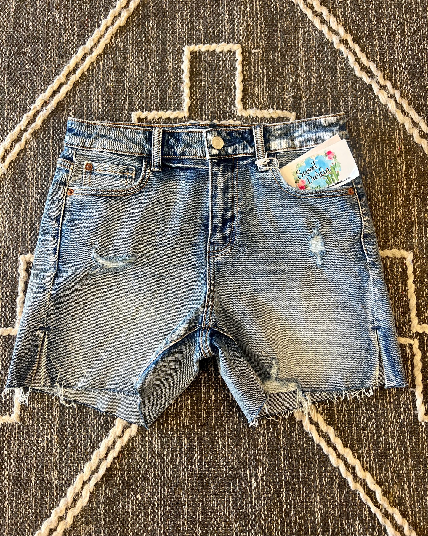 Mid Rise Midi Short w/ Side Slit