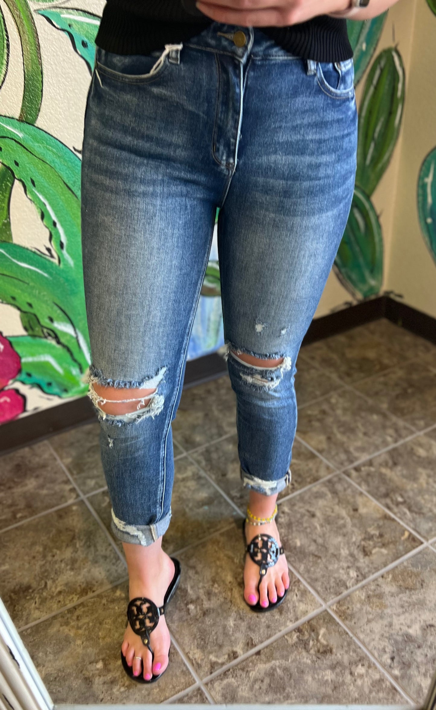 High Rise Stretch Mom Jean
