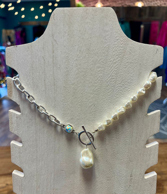 Oblong Pearl Toggle Necklace