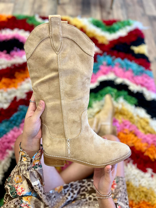 Chinese Laundry Merida Suede Boots