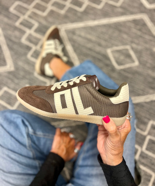 Dirty Laundry Chocolate Trackstar Sneaker