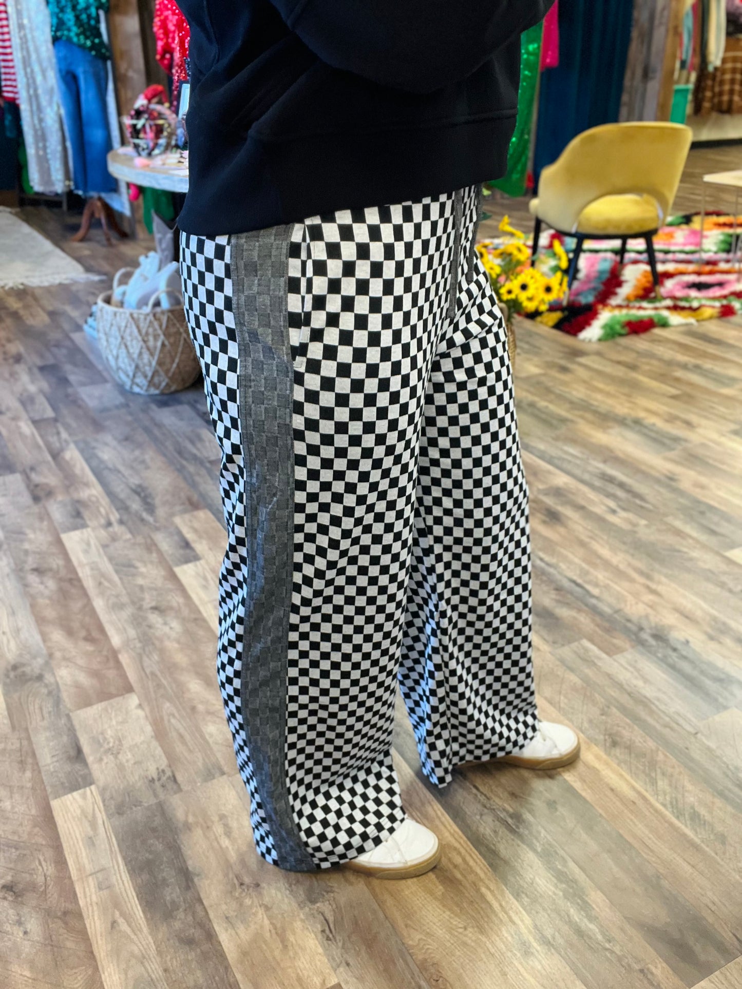 Checkered Wide Leg Pant