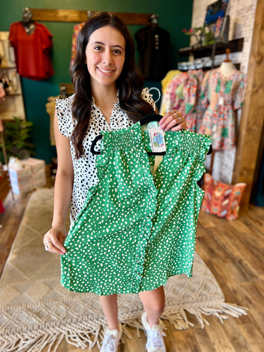 Sleeveless Button Up Dotted Top