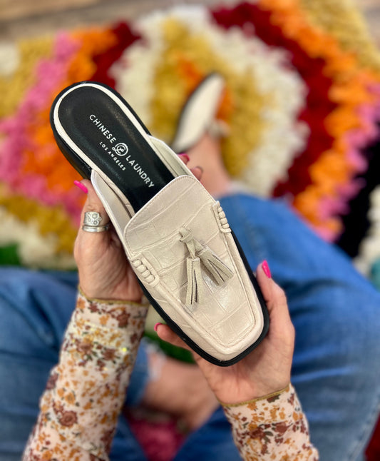 Chinese Laundry Croc Samra