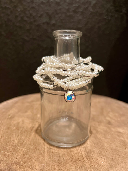 8 pc Pearl & Silver Stretch Bracelets