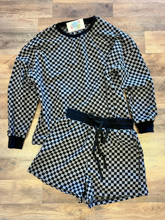 Black Checkered Set