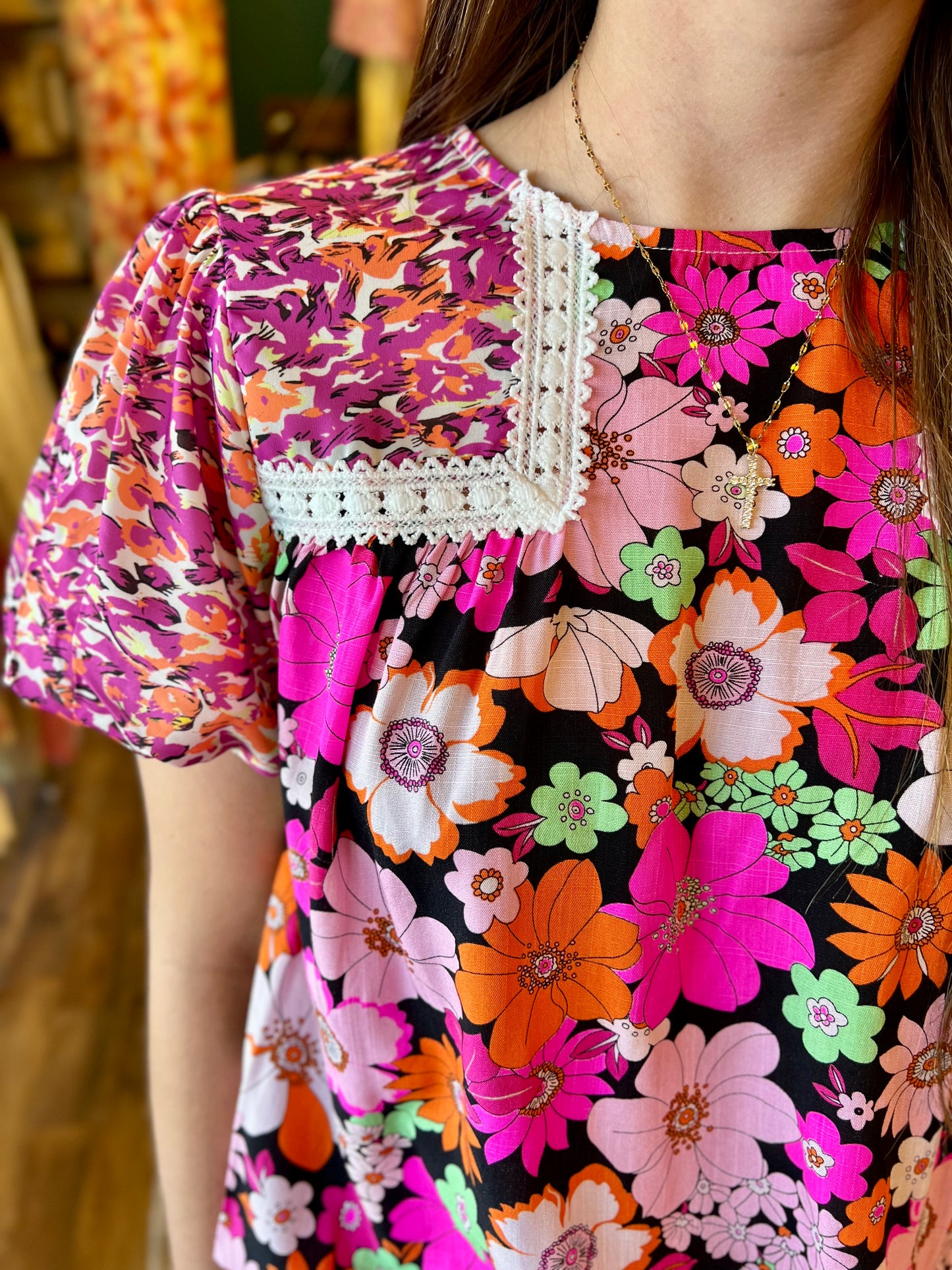 Pink Bubble Sleeve Lace Trim Top