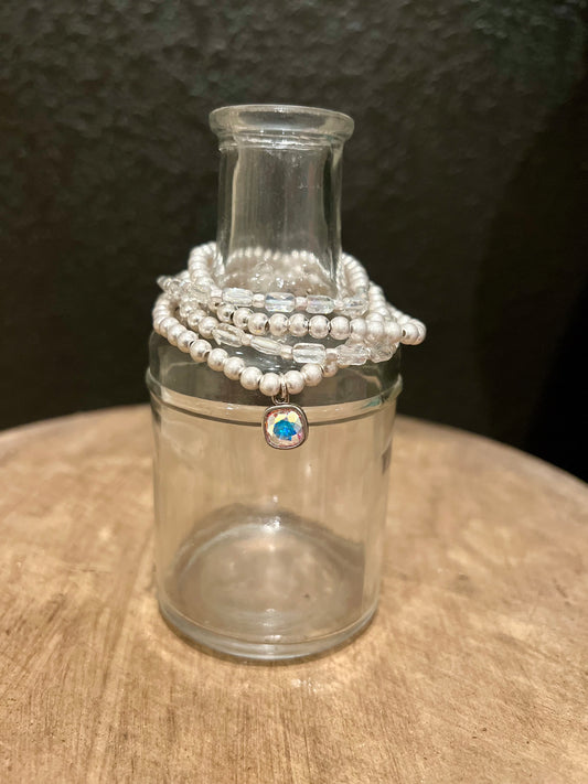 4 pc Matte Silver & Clear Bead Stretch Bracelets