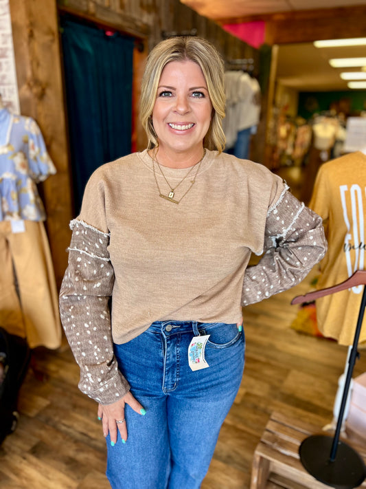 Axis Printed Sleeve Thermal Top