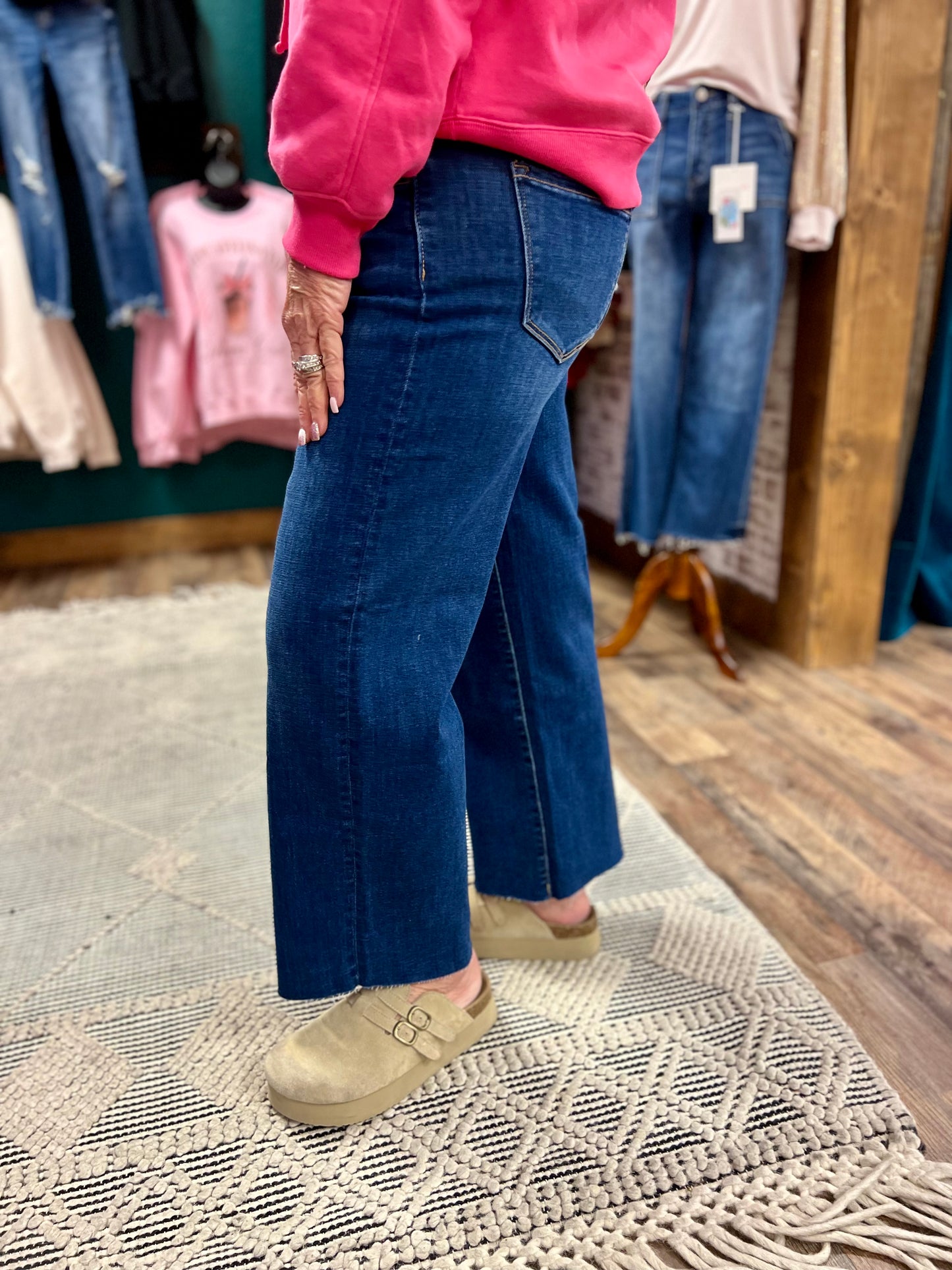 Mid Rise Wide Leg Jean