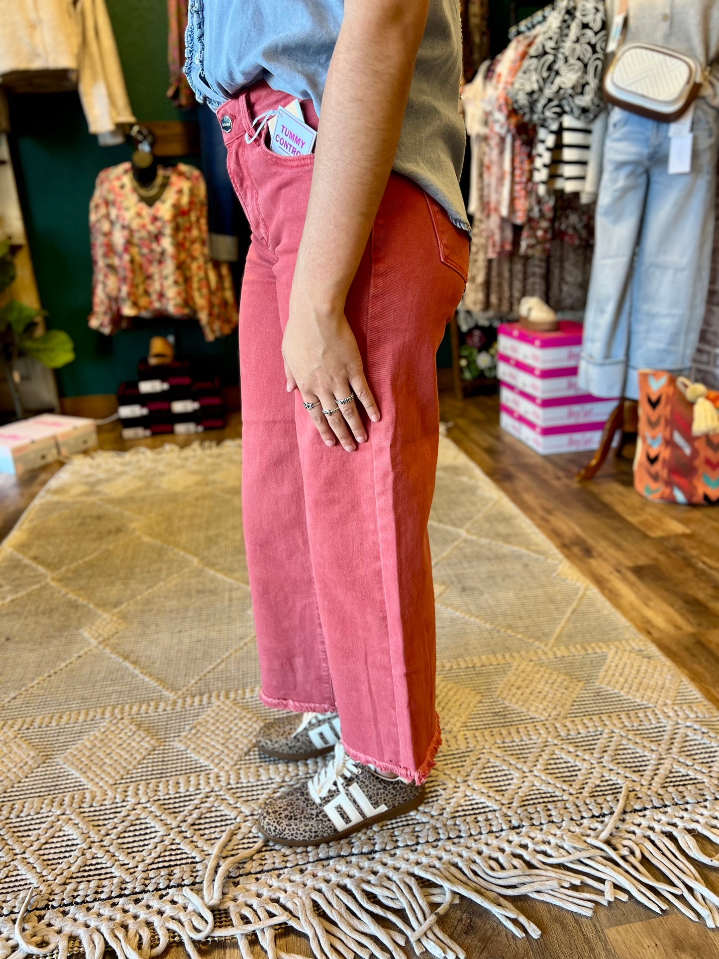 Risen Brick High Rise Wide Crop