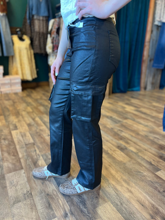 Vervet 90’s Black Coated Cargo Dad Jean